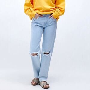 Levi's Lo Pro Distressed Straight Leg Jeans in Charlie Won Size 32